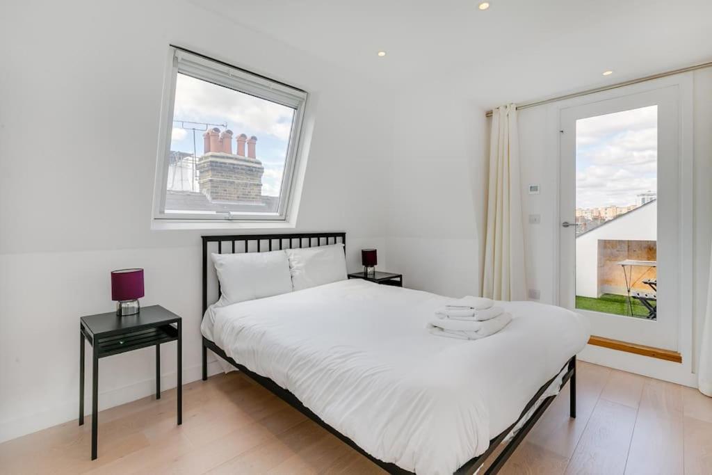 Modern 1 Bedroom Flat In Battersea * Londra